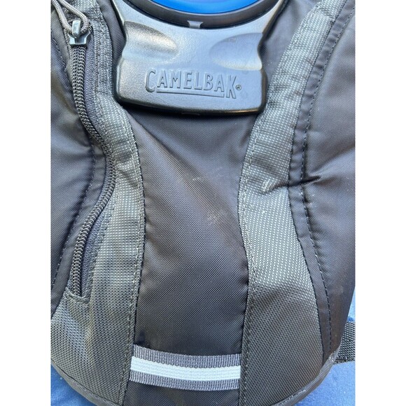 CamelBak Hydrobak Hydration Pack 50 oz Black Gray Hiking Water Backpack - Picture 3 of 12